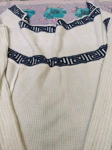 Elegant White Knit Cardigan