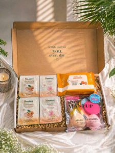 Skincare + Makeup Combo Hamper 💖