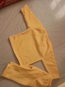 Babys Sweat Shirt And Pant...