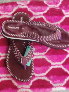 WaveLite Women's Flip Flops Size 7