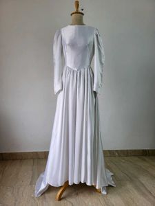 gown