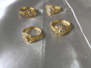 Set of 4 22kt Gold Tone Rings