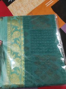 Beautiful Saree with Paisley Print