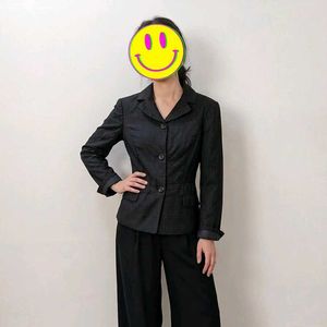 Chic Women's Blazer