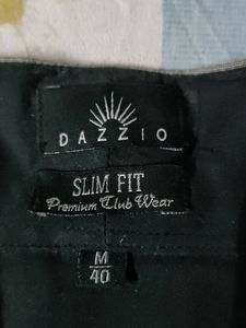Men's Dark Green Button-Up Shirt