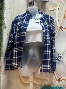Zara Blue Plaid Button-Up Shirt