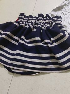 Chic Embellished Skirt