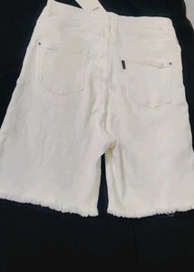 FREAKINS White Denim Raw Edge Shorts