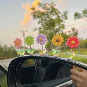 Cute Mini Spring Dancing Sunflower for Car Dashboa