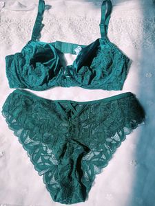 Lace Trimmed Emerald Green Bra