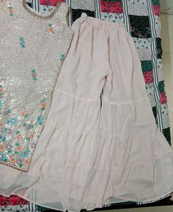 Peach Colour Shrara Suite 😍😍