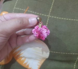 HANDCRAFTED KNIT EARRING WITH GOLD STUDS💗
