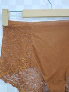 (1300)Lace Detail Briefs
