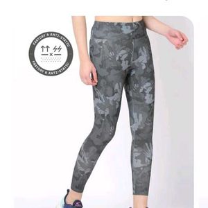 Stylish Camo Print Leggings for Women