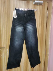 Wide Leg Black Wash Jeans