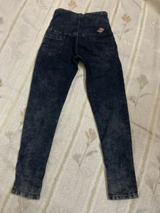 Title:Women’s Dark Blue High-Waist Skinny Fit Deni