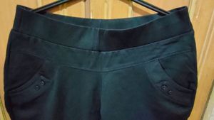 Black Pant For Women. Length 32 &amp; Half.