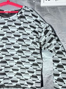 H&amp;M Geometric Print Long Sleeve Top
