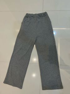 Comfortable Grey Sweatpants wide leg