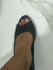 Chic Black Wedge Peep-Toe Heels