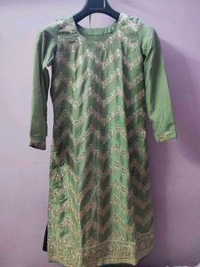 Elegant Green Kurta Set with Dupatta🟢