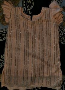 Elegant Kurta with Delicate Sequin Detail