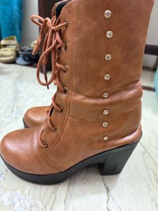 Stylish Brown Lace-Up Boots with Embellishments
