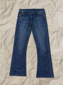 ˖ ࣪⊹๋࣭ ⭑ Vintage Blue Flared Jeans