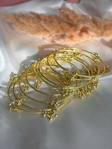 Kashmiri Bangle Set 💛