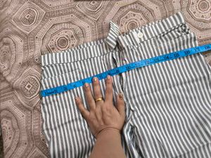 Striped Women Capri in 32 waist