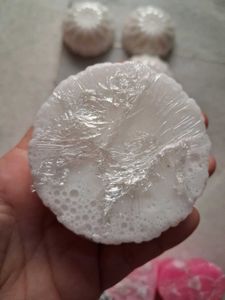 Beautiful Hand Made Sheabutter Soap