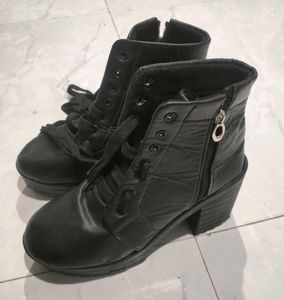 Black Combat Boots with Side Zipper
