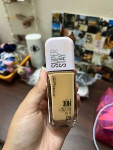 Maybelline Super Stay Lumi-Matte Foundation 128