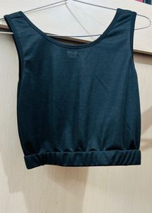 SSS Black Sleeveless Crop Top