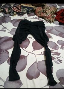 Alo Yoga Black &amp; White Striped Leggings combo of 4