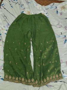 Embellished Green Kurta