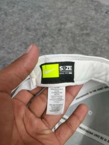 Nike Air Cap - White/Red