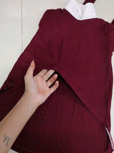 maroon top