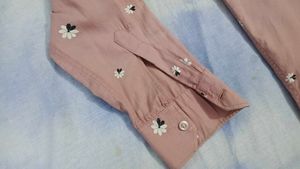 Men's Pink Floral Print Casual Shirt