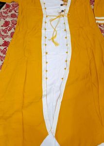 Yellow &amp; White Straight Kurti with Shrug | M Size