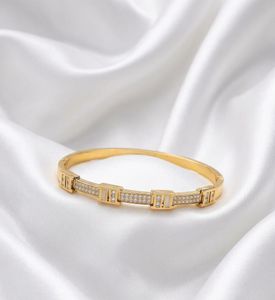 Sparkling Buckle Design Bangle