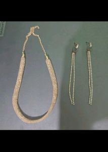 Sparkling Necklace and Earring Set (chokar)
