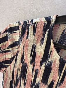 Abstract Print Cropped Top