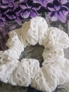 Set of 5 White Eyelet Scrunchies
