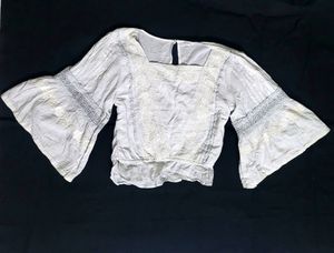 American Eagle Light Grey Top