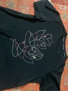 Black Lotus Graphic T-Shirt