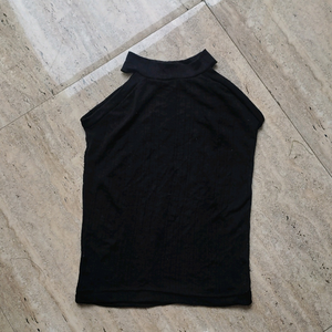 Sleek Black Mock Neck Crop Top