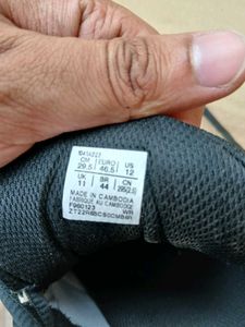 asics non marking sports shoes
