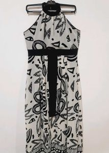 Chic Black &amp; White Dress