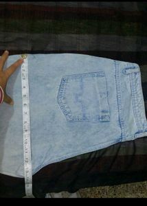 XL light wash denim